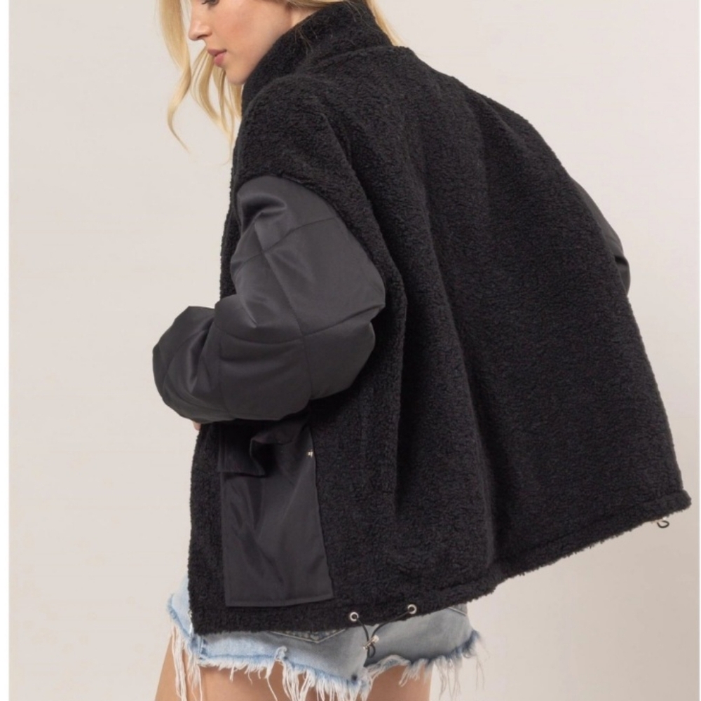 #17484 🚨 SALE 🛑S,M,L Trendy Reversible Fur Puffer Jacket